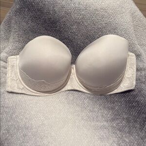 Torrid Elegant White Lace Strapless Bra